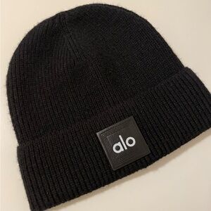 ALO Yoga Black Beanie